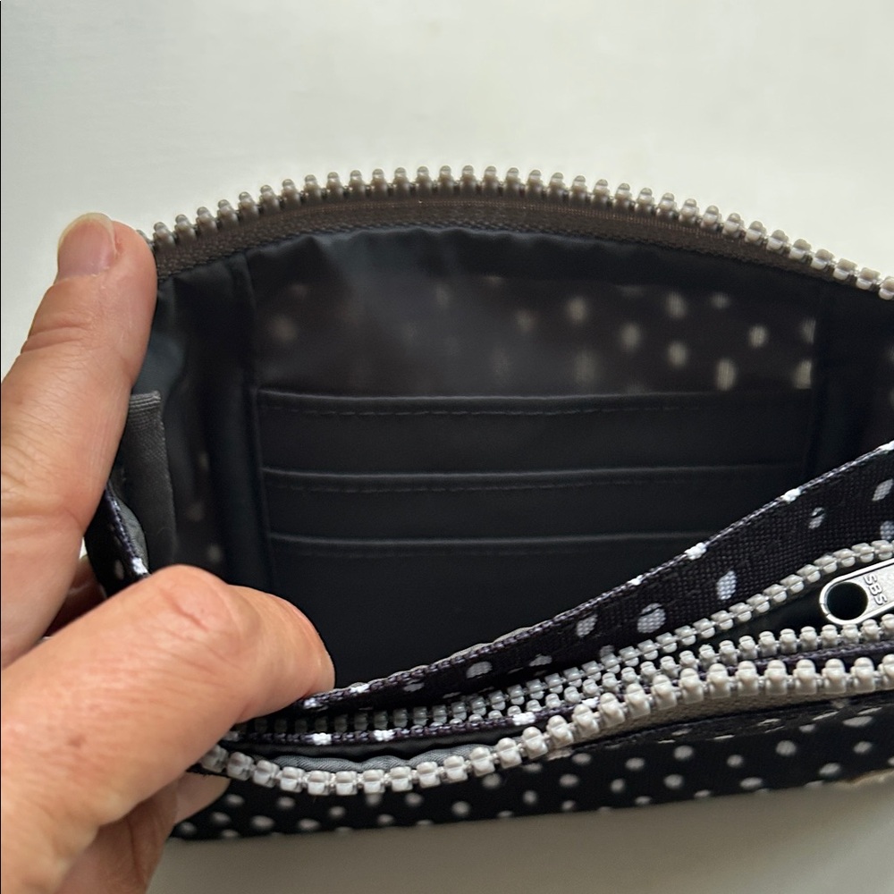 ORI London Carnaby Wallet in Recycled nylon canvas - Picture 5 of 5